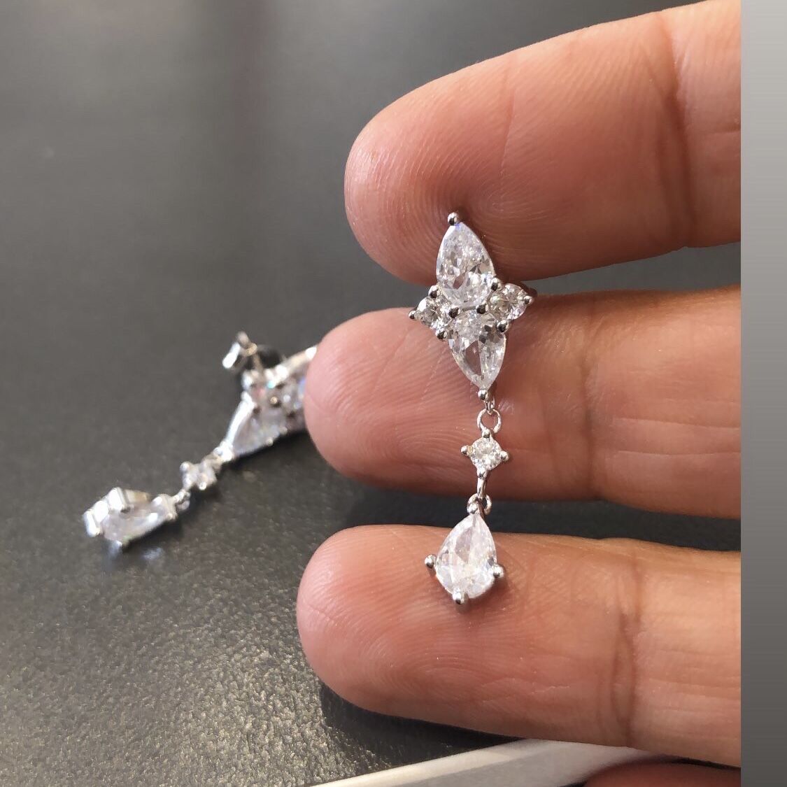 İthal Sallantılı Küpe