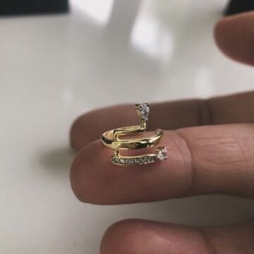 Taşlı Kıkırdak Küpe İthal Gold