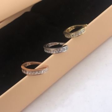 Kıkırdak Küpe Baget Taşlı