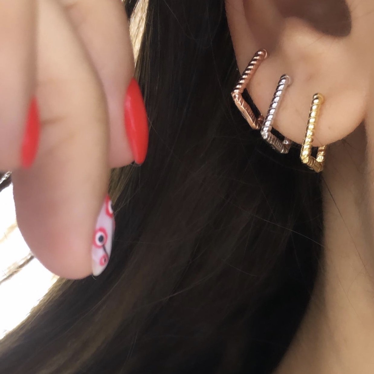 Burgu Kare Küpe İthal TEK