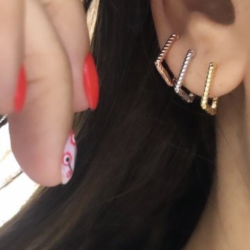 Burgu Kare Küpe İthal TEK