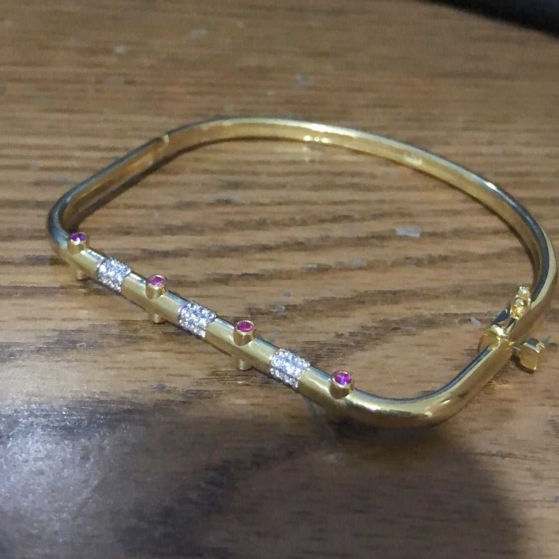 Pembe Taşlı Bileklik