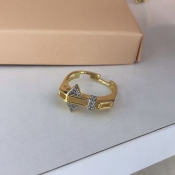 Taşlı Gold Yüzük