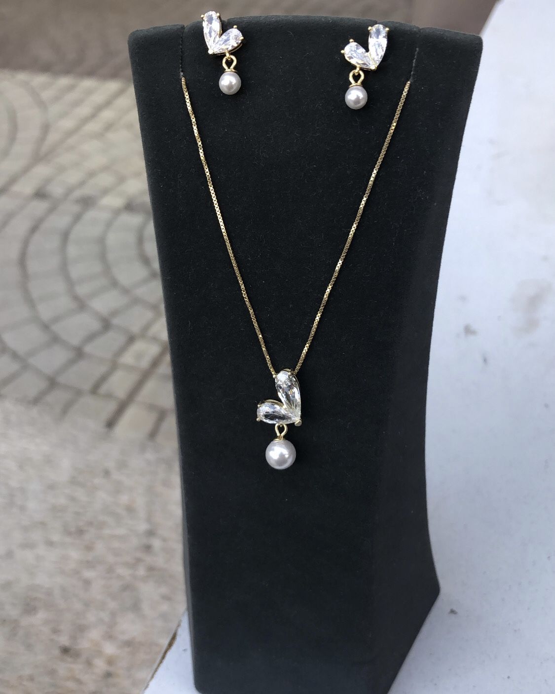 İncili Kalp Küpe Kolye Set