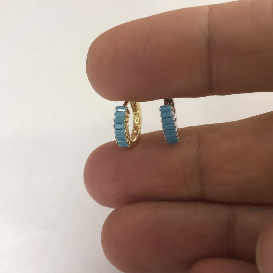 Baget Taşlı Halka Küpe Mavi