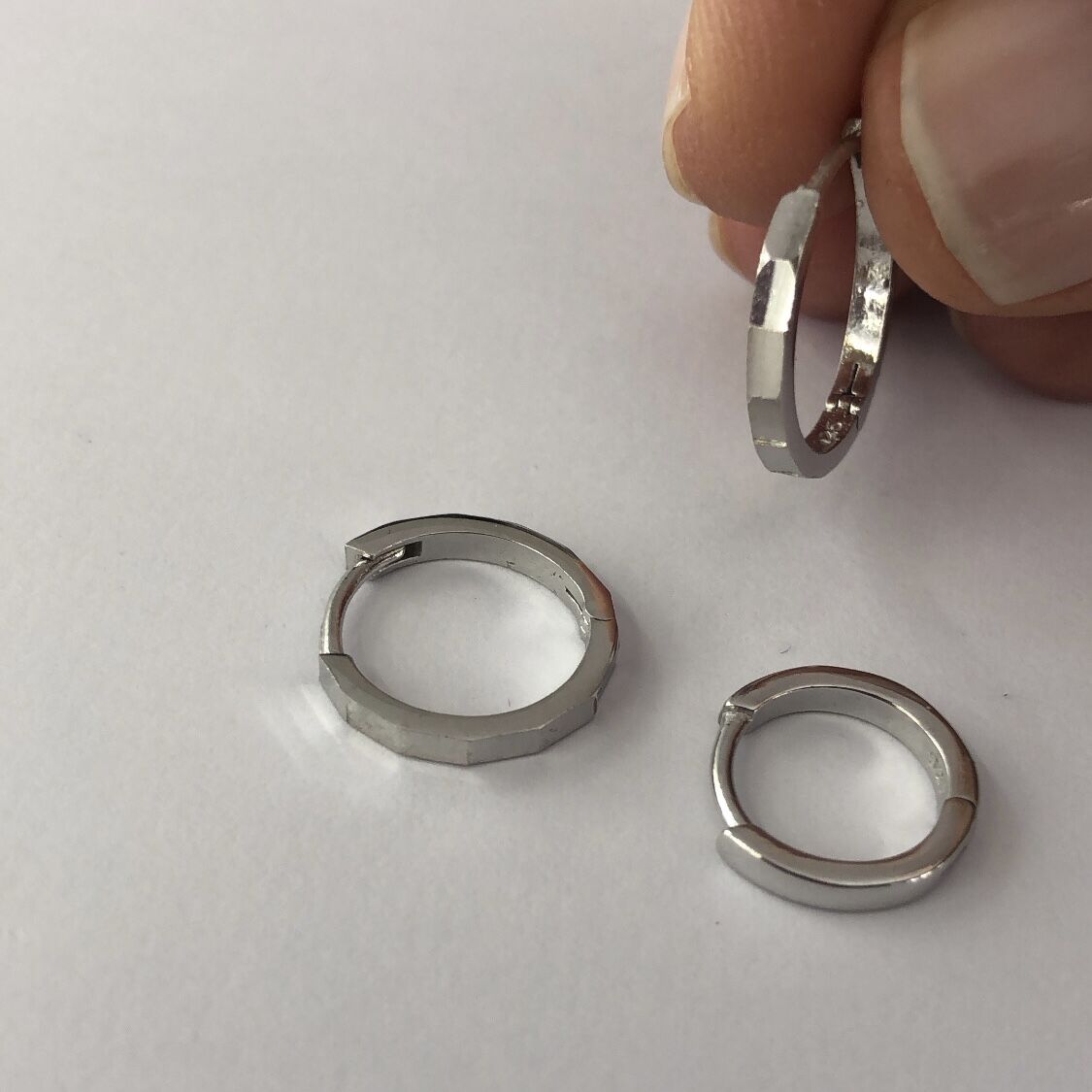 Kesme Halka Küpe Gümüş Renk (Tek)