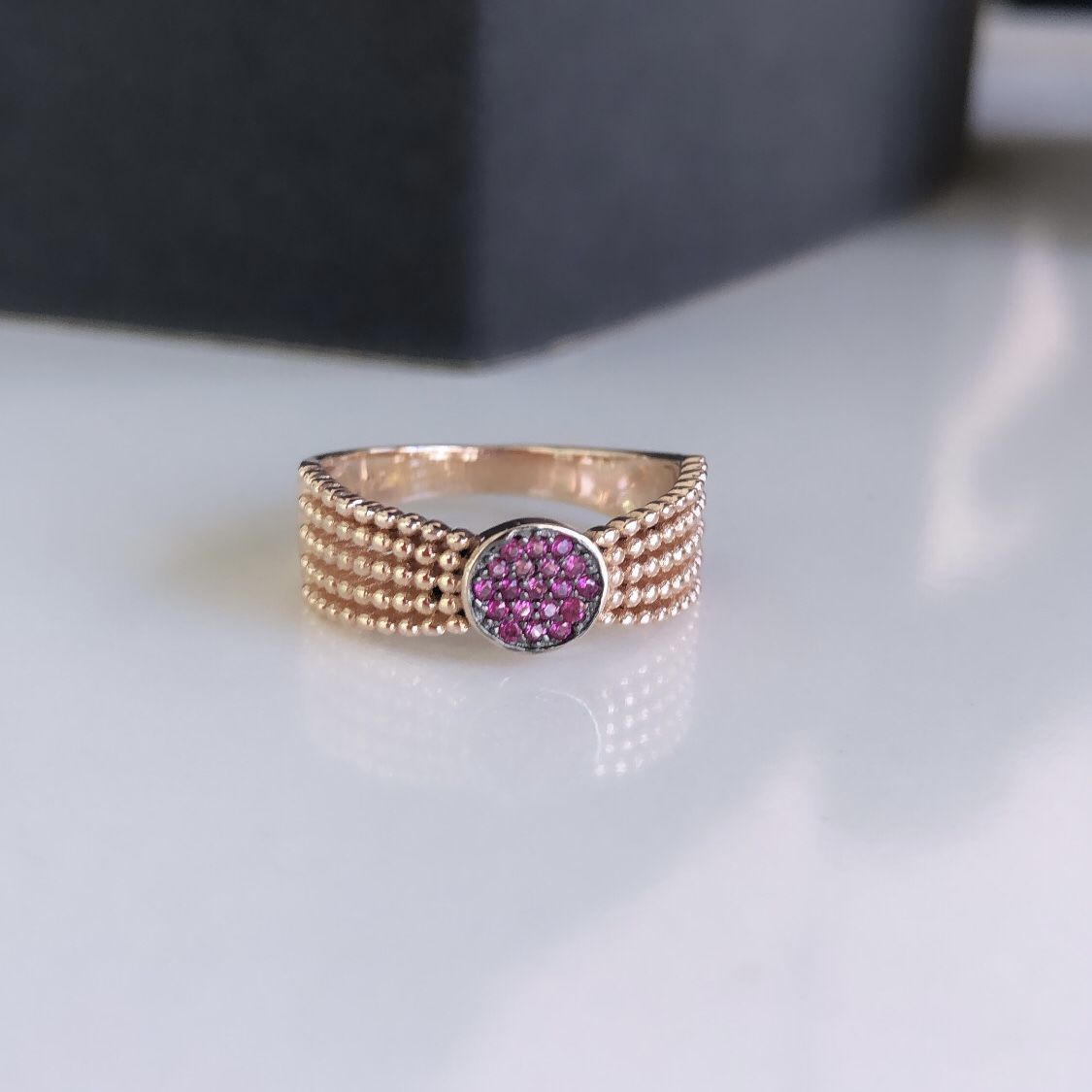 Pembe  Taşlı Rose Yüzük