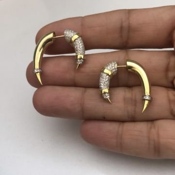 Çift Taraflı Taşlı Küpe