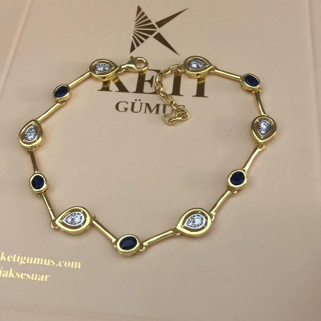 Laci Taşlı Bileklik