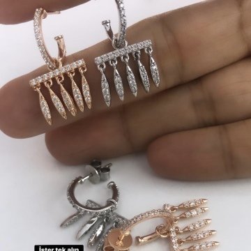 Sallantılı İthal Küpe (Tek)